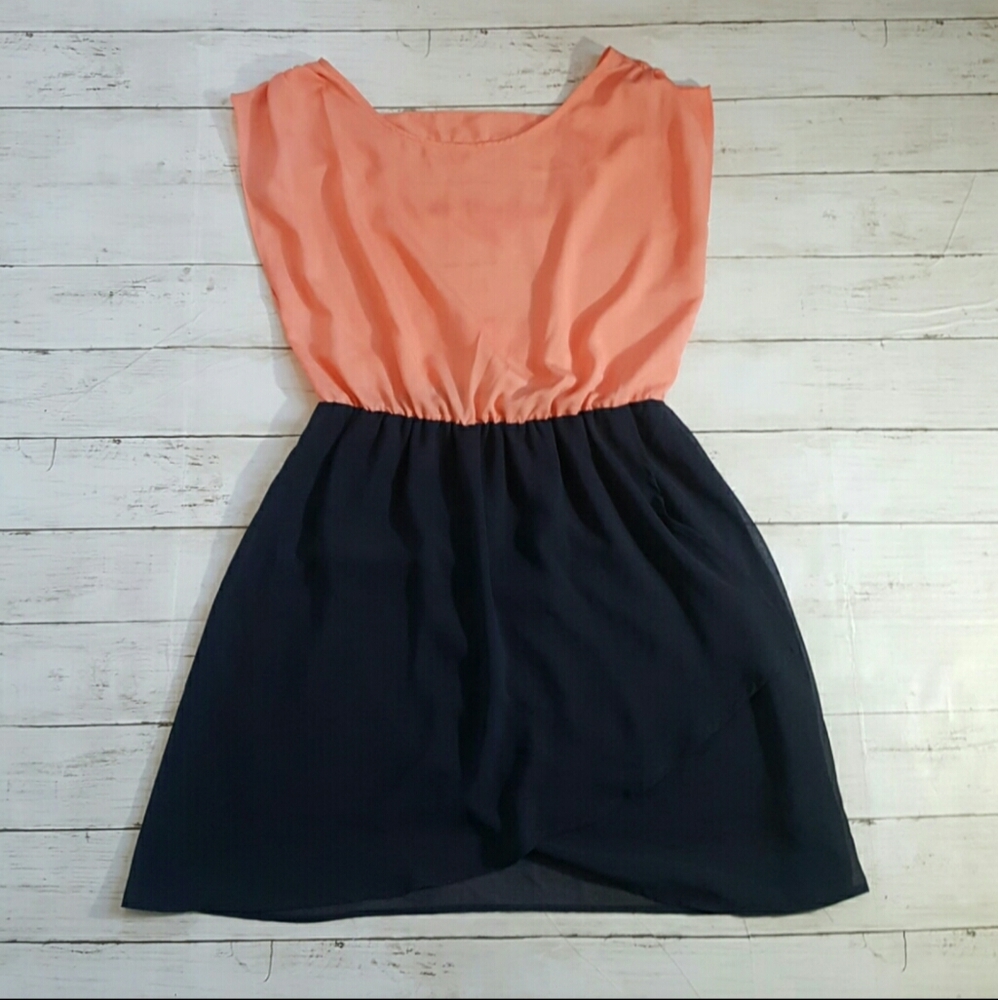 Jealous tomato sleeveless faux wrap dress two tone coral navy blue size medium